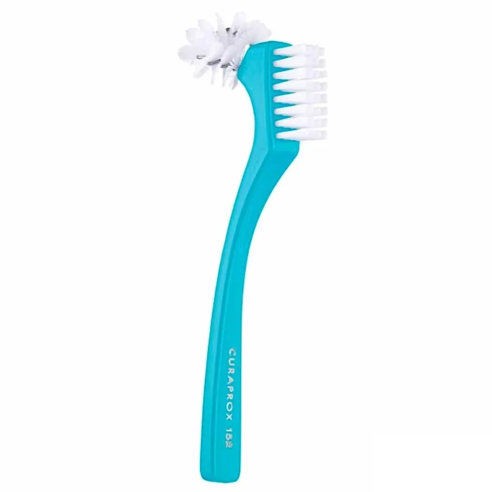 BDC 152 Cepillo para prótesis dentales – Curaprox