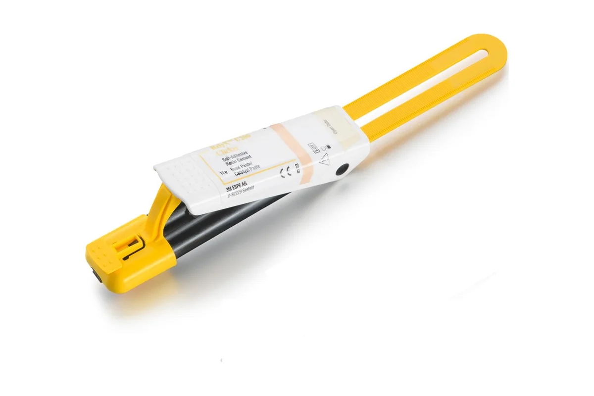 Cemento RelyX U200 de 3M en Clicker de 11 g